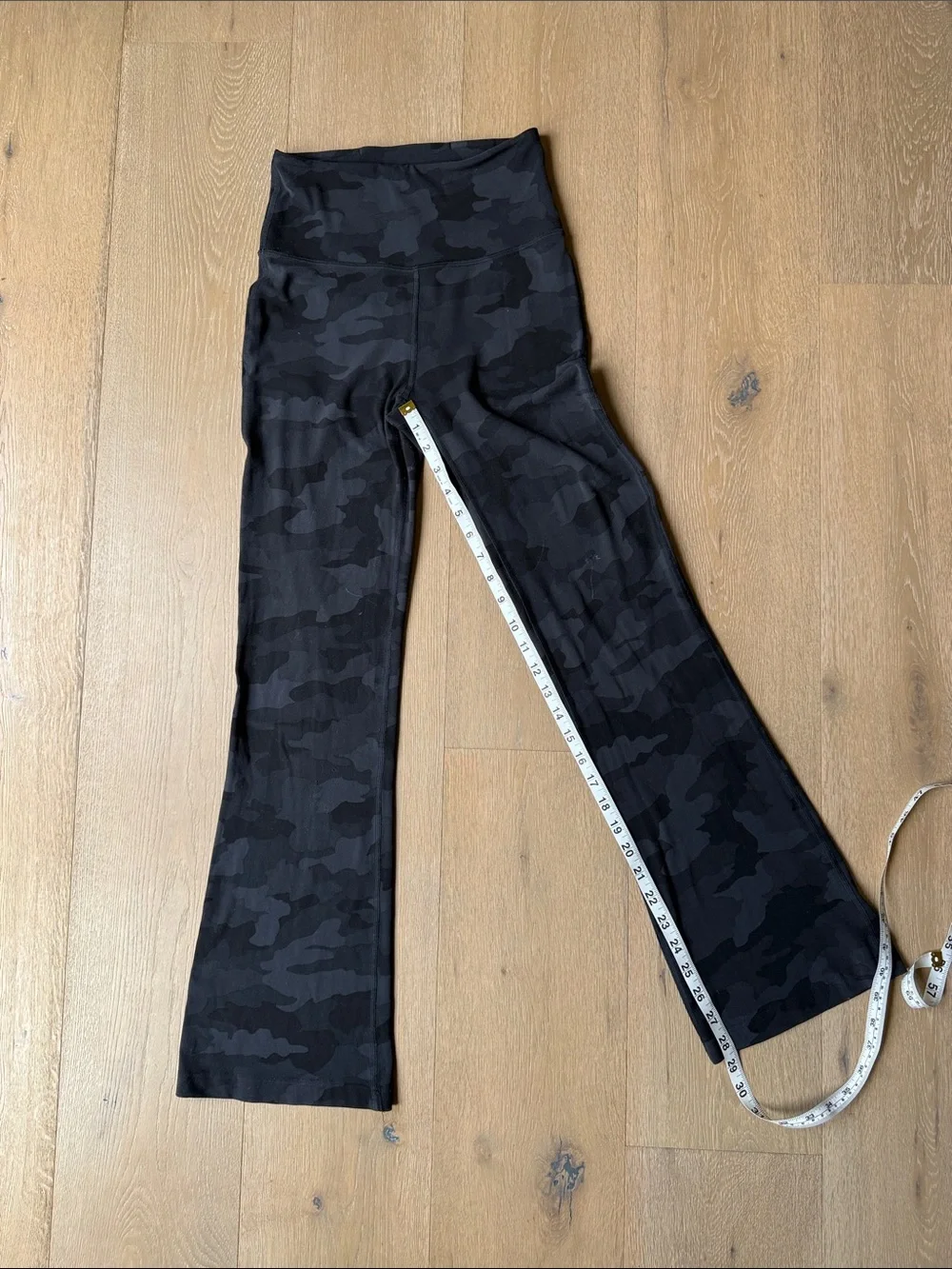lululemon Groove Super-High-Rise Flared Pant *Nulu Camo Deep Coal